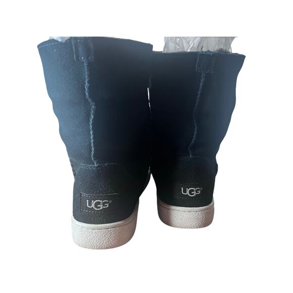 UGG Mika Black Pull on Suede Bootie Rubber Sole Women's 6 - Picture 4 of 14